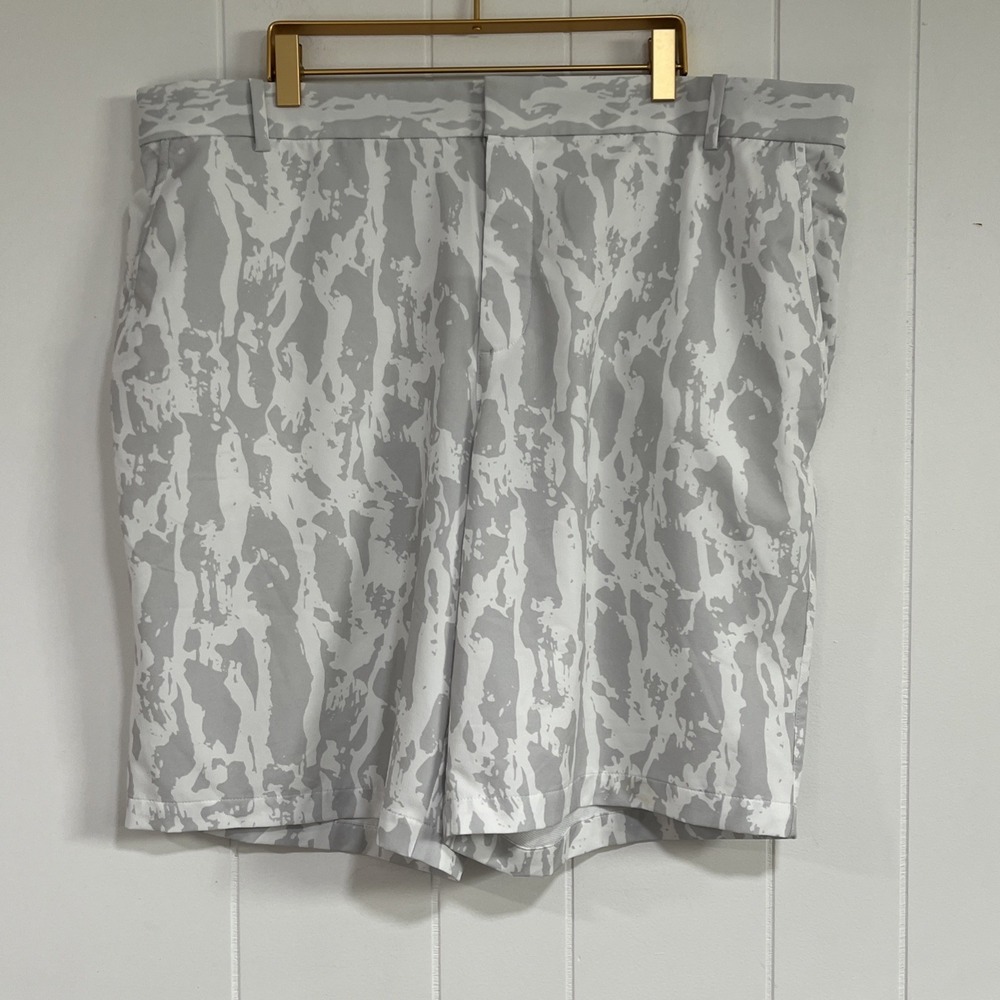 Nike Dri Fit Camouflage Golf Shorts (Men's 40) Gray - 10"